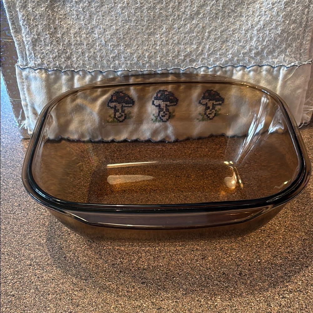 Pyrex Brown Glass roasting  Dish